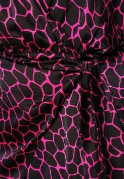 MICHAEL Michael Kors Nubian Giraffe Wrap - Jurk - Cerise 13 MICHAEL Michael Kors Nubian Giraffe Wrap - Jurk - Cerise -MICHAEL Michael Kors 02cacf1a66434505a131e4147903af72