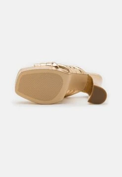 MICHAEL Michael Kors Portia Platform- Muiltjes Met Hak - Pale Gold 14 MICHAEL Michael Kors Portia Platform- Muiltjes Met Hak - Pale Gold -MICHAEL Michael Kors 041b1e44ce1c4c9f948225cde4f7d9c6