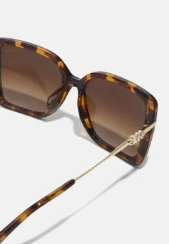 Michael Kors Castellina - Zonnebril - Brown 9 Michael Kors Castellina - Zonnebril - Brown -MICHAEL Michael Kors 043ad3709e624de4ae4ff4ea66399c86