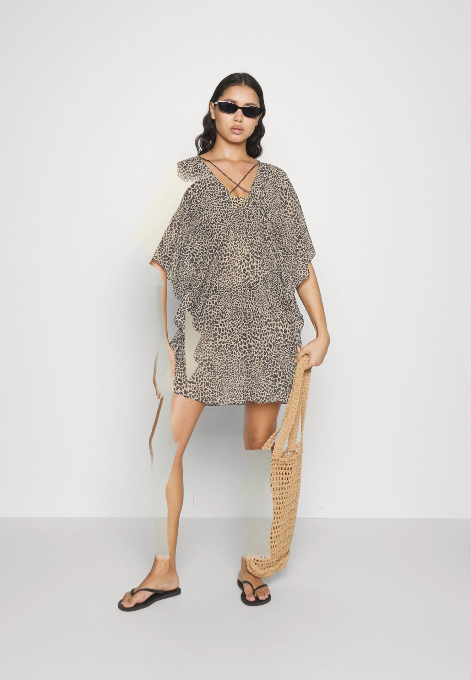 MICHAEL Michael Kors Abstract Caftan Cover Up - Strandaccessoire - Khaki 4 MICHAEL Michael Kors Abstract Caftan Cover Up - Strandaccessoire - Khaki - Afbeelding 2