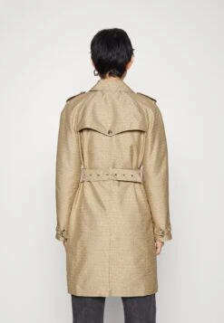 MICHAEL Michael Kors Logo Eco - Trenchcoat - Khaki 9 MICHAEL Michael Kors Logo Eco - Trenchcoat - Khaki -MICHAEL Michael Kors 05028a8ceda84ceba50db65e77084ba7