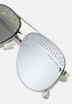 Michael Kors East Side - Zonnebril - Shiny Silver 11 Michael Kors East Side - Zonnebril - Shiny Silver -MICHAEL Michael Kors 07ef310c77c748bbba9b233e0189ec40