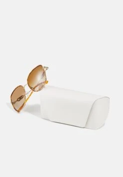 Michael Kors Empire Square- Zonnebril - Light Gold / Amber Tortoise 10 Michael Kors Empire Square- Zonnebril - Light Gold / Amber Tortoise -MICHAEL Michael Kors 084427ceab66408fb8e244c5a106d823