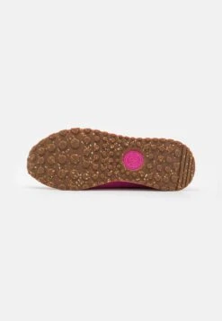 MICHAEL Michael Kors Bodie Slip On - Sneakers Laag - Cerise 14 MICHAEL Michael Kors Bodie Slip On - Sneakers Laag - Cerise -MICHAEL Michael Kors 08b598e74b014cb18d31704adfe80afa