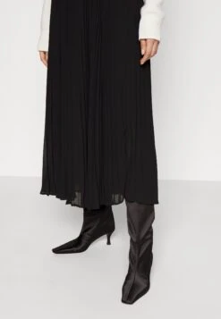 MICHAEL Michael Kors Midi Pleat Skrt - Plooirok - Black 15 MICHAEL Michael Kors Midi Pleat Skrt - Plooirok - Black -MICHAEL Michael Kors 0a5aaee894e248eeb5b5cfb8b141b19c
