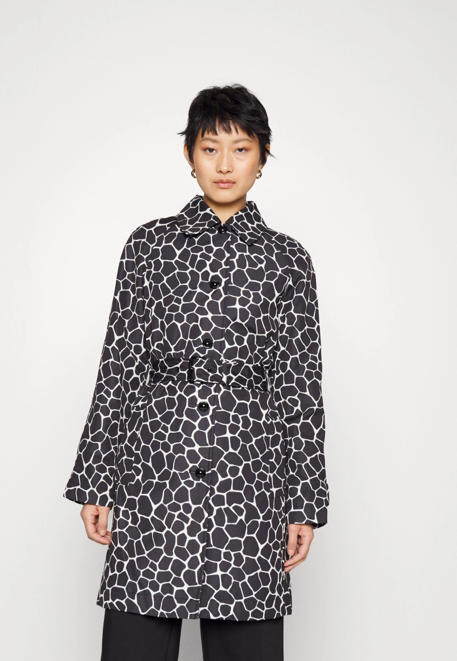 MICHAEL Michael Kors Giraffe Belted Trench - Trenchcoat - Black/White 3 MICHAEL Michael Kors Giraffe Belted Trench - Trenchcoat - Black/White