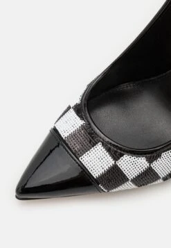 MICHAEL Michael Kors Kourtney Toe Cap Sling - Klassieke Pumps - Black/Optic White 15 MICHAEL Michael Kors Kourtney Toe Cap Sling - Klassieke Pumps - Black/Optic White -MICHAEL Michael Kors 0d608dd93d9d45d29d9a440e914485d4