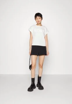 MICHAEL Michael Kors Snap Epaulette- T-Shirt Print - White 9 MICHAEL Michael Kors Snap Epaulette- T-Shirt Print - White -MICHAEL Michael Kors 0edac10214ab4c8facb94b3c5aa74c13