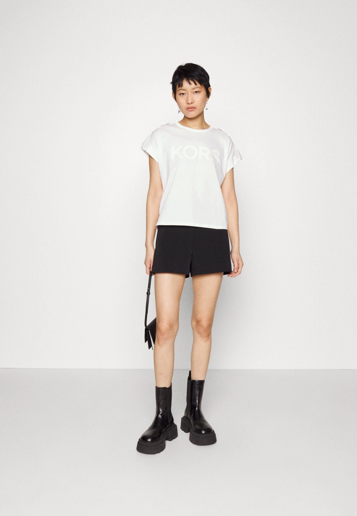 MICHAEL Michael Kors Snap Epaulette- T-Shirt Print - White 4 MICHAEL Michael Kors Snap Epaulette- T-Shirt Print - White - Afbeelding 2