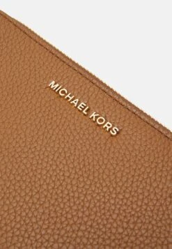 MICHAEL Michael Kors Jet Camera - Schoudertas - Luggage -MICHAEL Michael Kors 0f2d0d8cb3974671a68bda5e3007d889