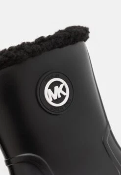 MICHAEL Michael Kors Montaigne Pullon- Regenlaarzen - Black 15 MICHAEL Michael Kors Montaigne Pullon- Regenlaarzen - Black -MICHAEL Michael Kors 0f462961800b4170955327926dc4235b