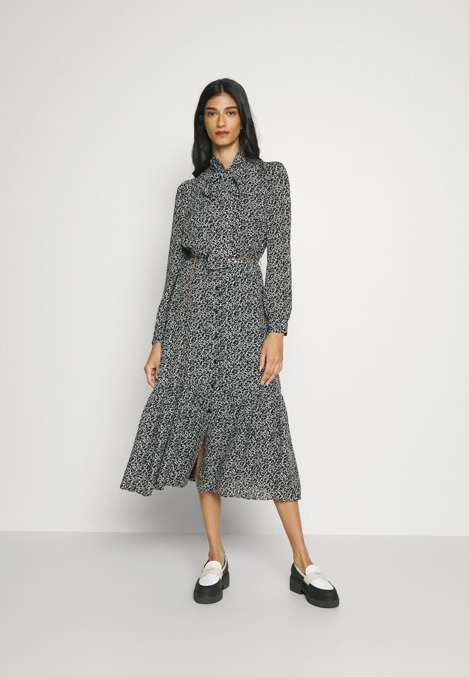 MICHAEL Michael Kors Midi Bow - Blousejurk - Black/White 4 MICHAEL Michael Kors Midi Bow - Blousejurk - Black/White - Afbeelding 2