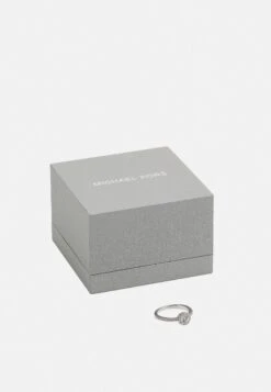 Michael Kors Ring - Silver-Coloured 8 Michael Kors Ring - Silver-Coloured -MICHAEL Michael Kors 100aca4d5a05473e895b0dcfa9c97d93