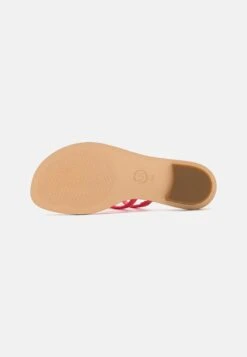 MICHAEL Michael Kors Hampton Flat Sandal - Muiltjes - Pink 14 MICHAEL Michael Kors Hampton Flat Sandal - Muiltjes - Pink -MICHAEL Michael Kors 10287d8dd69444e5a4ebf858fc3e5a6b