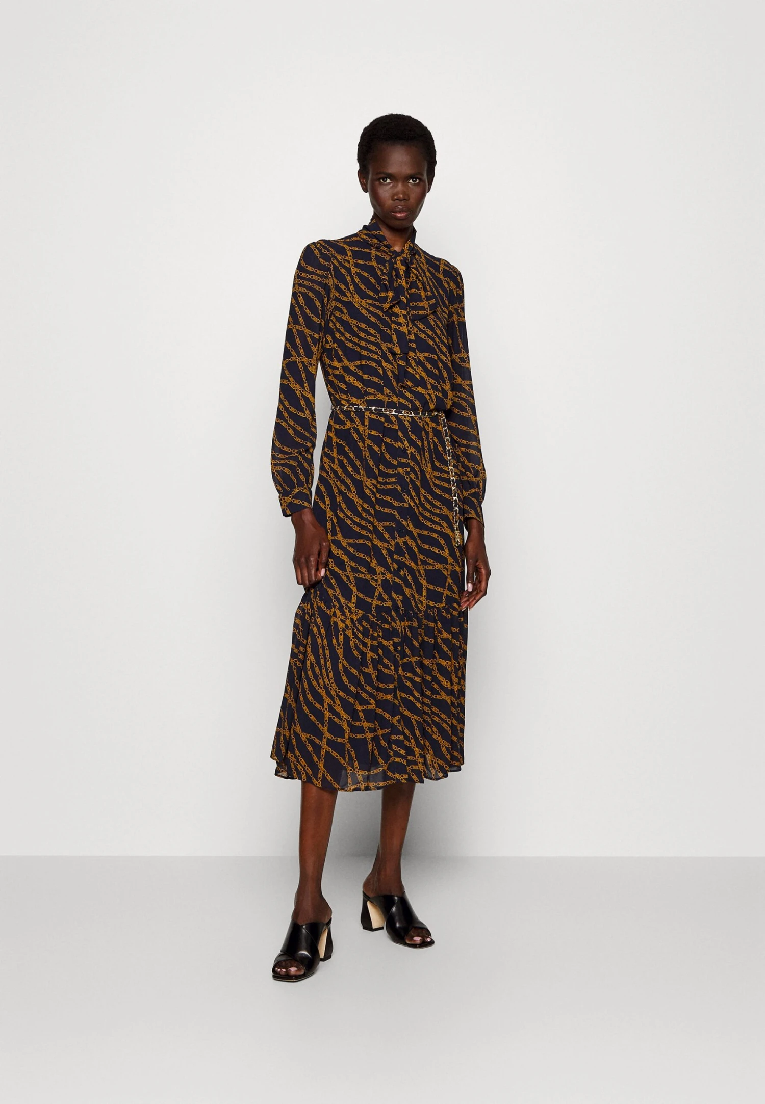 MICHAEL Michael Kors Bias Empire Midi Tie - Jurk - Marigold 4 MICHAEL Michael Kors Bias Empire Midi Tie - Jurk - Marigold - Afbeelding 2