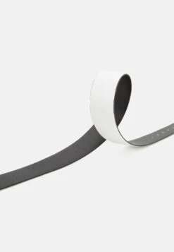 MICHAEL Michael Kors Reversible Belt - Riem - Optic White/Black/Gold-Coloured 10 MICHAEL Michael Kors Reversible Belt - Riem - Optic White/Black/Gold-Coloured -MICHAEL Michael Kors 10704b06aea94914bbc061fd80e63ade