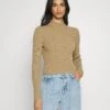 MICHAEL Michael Kors Mock Crop- Trui - Dark Camel 1 MICHAEL Michael Kors Mock Crop- Trui - Dark Camel -MICHAEL Michael Kors 12b8977762fd4770a4858aa57bbbaf15