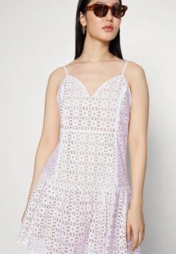 MICHAEL Michael Kors Eyelet Midi- Cocktailjurk - White 13 MICHAEL Michael Kors Eyelet Midi- Cocktailjurk - White -MICHAEL Michael Kors 137a11ca455e4dd0b93085c9246f04de