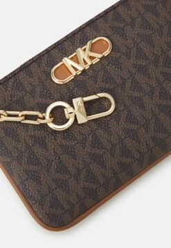 MICHAEL Michael Kors Parker Key Card Holder - Portemonnee - Brown/Acorn 9 MICHAEL Michael Kors Parker Key Card Holder - Portemonnee - Brown/Acorn -MICHAEL Michael Kors 13b7aa0d16804c4e86c342447070467b