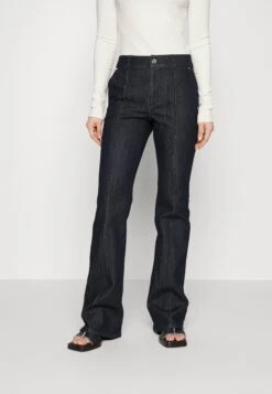 MICHAEL Michael Kors Pant - Bootcut Jeans - Indigo Rinse