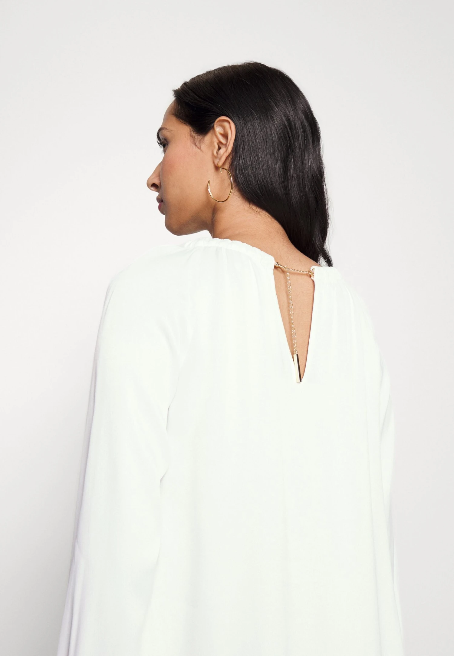 MICHAEL Michael Kors Chain Cut Out Top - Blouse - White 8 MICHAEL Michael Kors Chain Cut Out Top - Blouse - White - Afbeelding 6