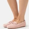 MICHAEL Michael Kors Juliette Moc - Instappers - Pink 1 MICHAEL Michael Kors Juliette Moc - Instappers - Pink -MICHAEL Michael Kors 19553e59615242589f8313b075009a52