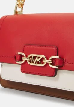 MICHAEL Michael Kors Heather Xbody - Handtas - Red 9 MICHAEL Michael Kors Heather Xbody - Handtas - Red -MICHAEL Michael Kors 1c9a5212f9b34253ba0788e33d3ded84