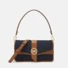 MICHAEL Michael Kors Greenwich - Handtas - Blue Denim 1 MICHAEL Michael Kors Greenwich - Handtas - Blue Denim -MICHAEL Michael Kors 1ce8ee5709b64cf1a547f3a02ba72b88