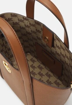 MICHAEL Michael Kors Hadleigh Tote - Handtas - Luggage 9 MICHAEL Michael Kors Hadleigh Tote - Handtas - Luggage -MICHAEL Michael Kors 1cf51bb8314f4dd2a15d88a44c0d5dc5