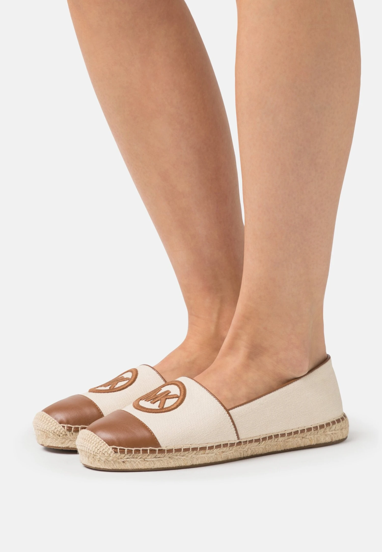 MICHAEL Michael Kors Kendrick Toe Cap - Espadrilles - Tan 3 MICHAEL Michael Kors Kendrick Toe Cap - Espadrilles - Tan