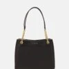 MICHAEL Michael Kors Lori Chain Tote - Handtas - Black 2 MICHAEL Michael Kors Lori Chain Tote - Handtas - Black -MICHAEL Michael Kors 1dfb2674fc8f446ea40c8d154af22329
