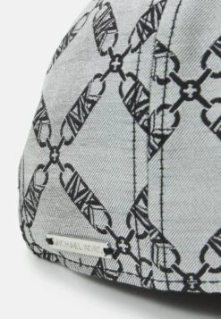 MICHAEL Michael Kors Pet - Black 10 MICHAEL Michael Kors Pet - Black -MICHAEL Michael Kors 1fdcdd00f50a42ca8df4fb215cad97e2