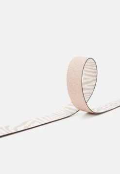 MICHAEL Michael Kors Riem - Pink 11 MICHAEL Michael Kors Riem - Pink -MICHAEL Michael Kors 24e2040e5dda499e86af47dd47a7db11