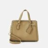 MICHAEL Michael Kors Chantal Xbody - Handtas - Camel 2 MICHAEL Michael Kors Chantal Xbody - Handtas - Camel -MICHAEL Michael Kors 24f918b142bf41b08241edee9206d413