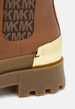 MICHAEL Michael Kors Rowan - Enkellaarsjes Met Plateauzool - Luggage 15 MICHAEL Michael Kors Rowan - Enkellaarsjes Met Plateauzool - Luggage -MICHAEL Michael Kors 255eecda4944457087bf954080d879ed