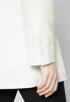 MICHAEL Michael Kors Mensy- Blazer - White 15 MICHAEL Michael Kors Mensy- Blazer - White -MICHAEL Michael Kors 27995a86eb5c40d382b7bc158f7335f7