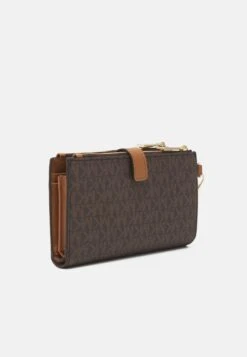 MICHAEL Michael Kors Jet Set Wristlet - Portemonnee - Brown 7 MICHAEL Michael Kors Jet Set Wristlet - Portemonnee - Brown -MICHAEL Michael Kors 2a47631e5a444fabb44688f16a67e389