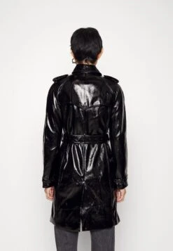 MICHAEL Michael Kors Faux Ptnt Trench - Trenchcoat - Black 11 MICHAEL Michael Kors Faux Ptnt Trench - Trenchcoat - Black -MICHAEL Michael Kors 2d2102dca8304429afba0506090057bc