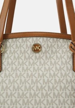 MICHAEL Michael Kors Chantal Tote - Shopper - Vanilla/Acrn 9 MICHAEL Michael Kors Chantal Tote - Shopper - Vanilla/Acrn -MICHAEL Michael Kors 2d78f58f12d34cc2ba934e30eb6432cd