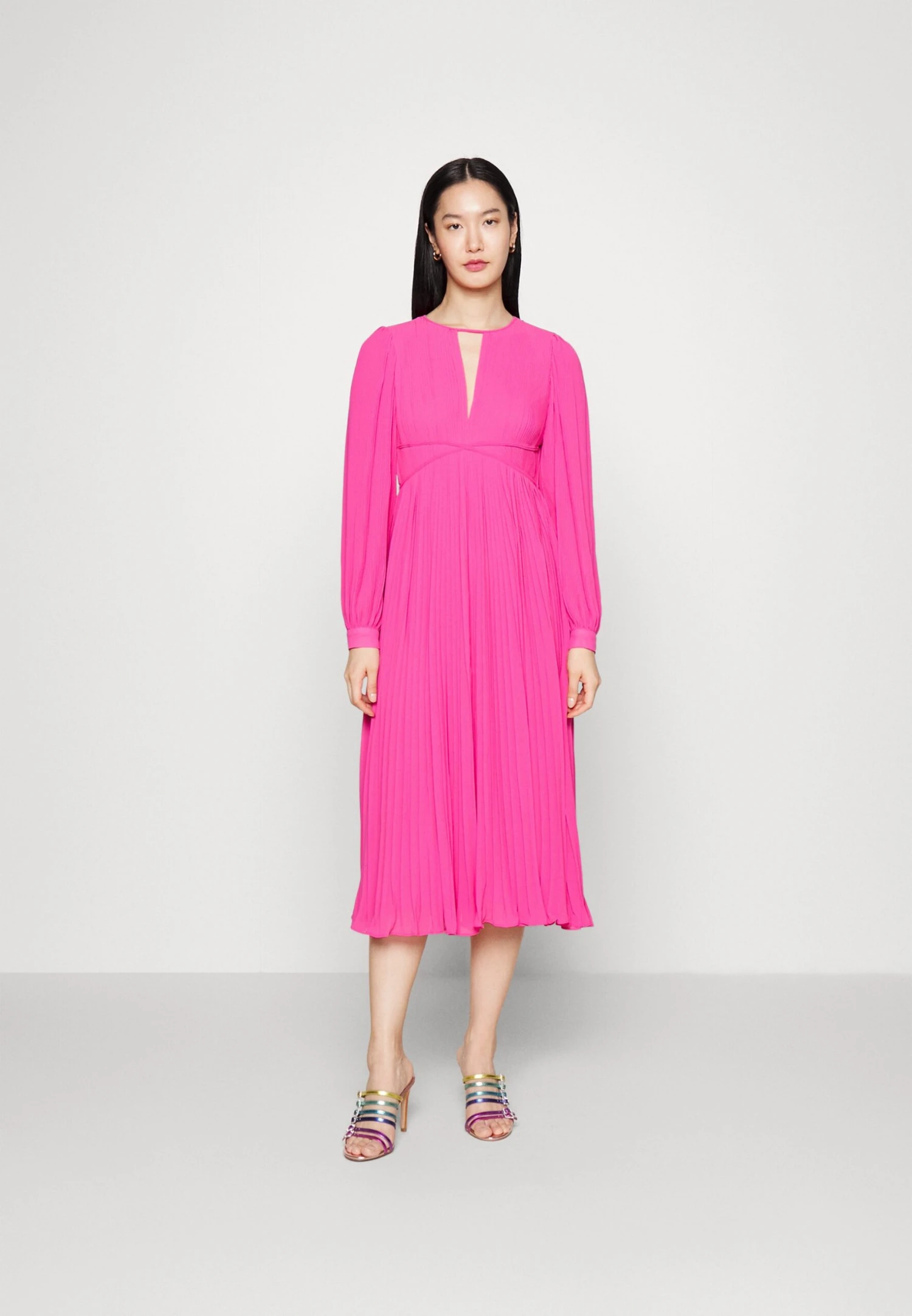 MICHAEL Michael Kors Pleated - Cocktailjurk - Cerise 3 MICHAEL Michael Kors Pleated - Cocktailjurk - Cerise