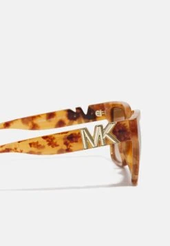Michael Kors Karlie - Zonnebril - Marigold 11 Michael Kors Karlie - Zonnebril - Marigold -MICHAEL Michael Kors 2f163a624b9c48bc8ed4d90d95f893c1