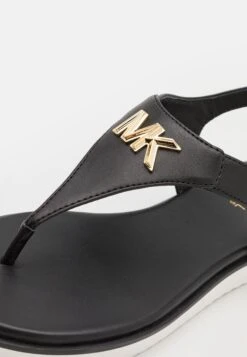 MICHAEL Michael Kors Jilly Flat- Teensandalen - Black 15 MICHAEL Michael Kors Jilly Flat- Teensandalen - Black -MICHAEL Michael Kors 31398ede9b214848b9fd8adf13bd3f37