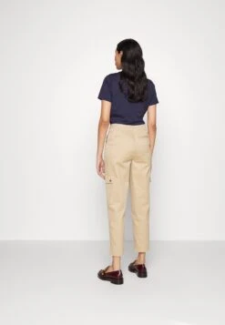 MICHAEL Michael Kors Zip Pant - Cargobroek - Khaki 12 MICHAEL Michael Kors Zip Pant - Cargobroek - Khaki -MICHAEL Michael Kors 320d465b09f149768c5d8ba37cc19a03