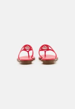 MICHAEL Michael Kors Hampton Flat Sandal - Muiltjes - Pink 12 MICHAEL Michael Kors Hampton Flat Sandal - Muiltjes - Pink -MICHAEL Michael Kors 363ab4995d94485aa8303a2cdb72c265