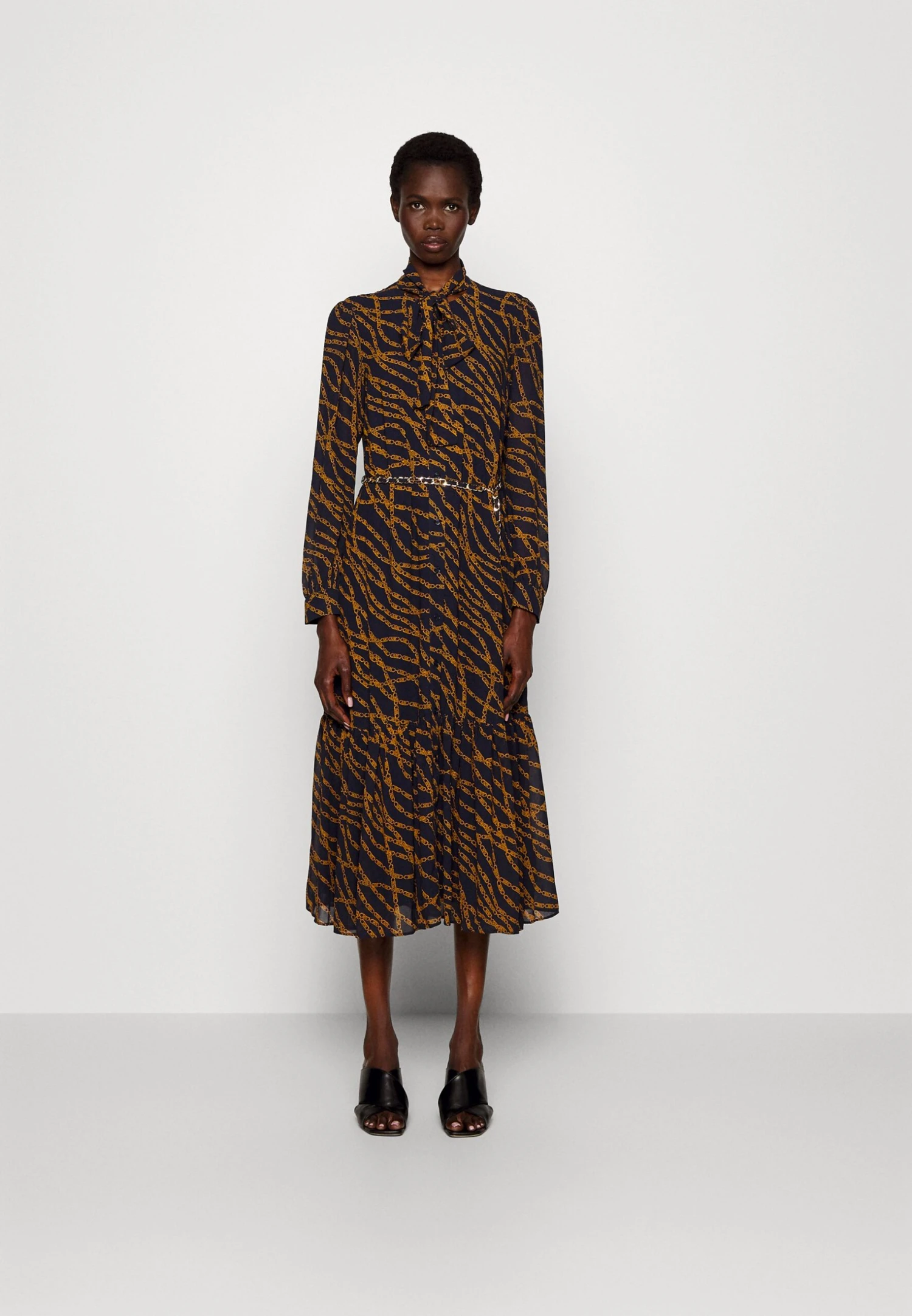 MICHAEL Michael Kors Bias Empire Midi Tie - Jurk - Marigold 3 MICHAEL Michael Kors Bias Empire Midi Tie - Jurk - Marigold