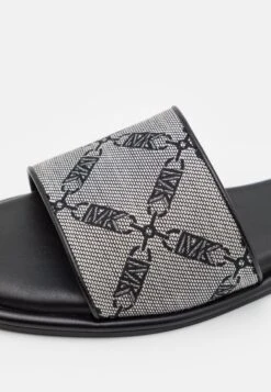MICHAEL Michael Kors Hayworth Slide - Muiltjes - Nature/Black 15 MICHAEL Michael Kors Hayworth Slide - Muiltjes - Nature/Black -MICHAEL Michael Kors 3d3eacbf7b6249ecb2dec3ef17b100df