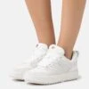 MICHAEL Michael Kors Rumi- Sneakers Laag - Optic White 1 MICHAEL Michael Kors Rumi- Sneakers Laag - Optic White -MICHAEL Michael Kors 3d70a214f6c549bbbcb3aeea0112e644