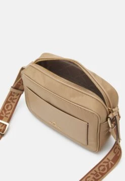 MICHAEL Michael Kors Jet Set Charm Xbody - Schoudertas - Camel/Multi -MICHAEL Michael Kors 40610e794e514533916f1a112a894a46