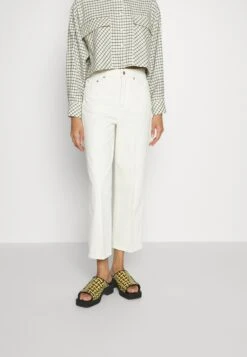 MICHAEL Michael Kors Crop- Straight Leg Jeans - Bone