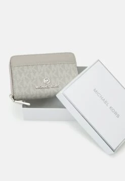 MICHAEL Michael Kors Jet Set Charm Coin Card Case - Portemonnee - Pearl Grey 10 MICHAEL Michael Kors Jet Set Charm Coin Card Case - Portemonnee - Pearl Grey -MICHAEL Michael Kors 45a478d26f3f43ac98ba00ae2c8c2a45